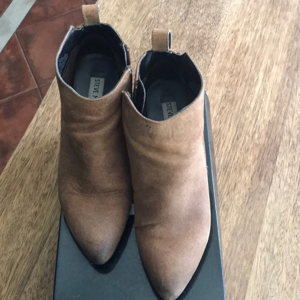 Steve Madden booty